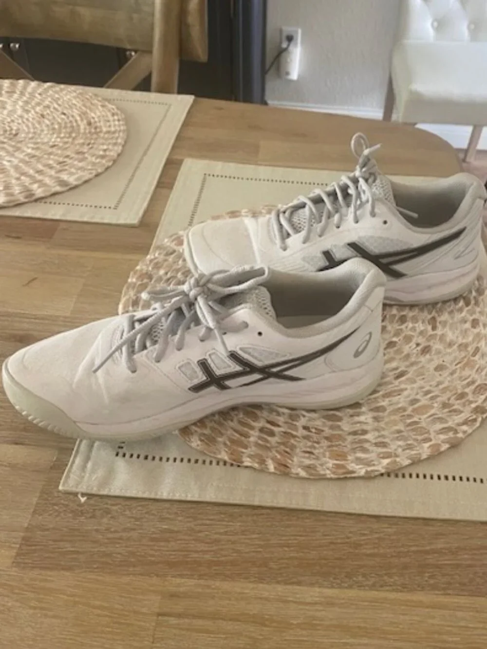 Women's ASICS Tennis Court Shoes - Size 9